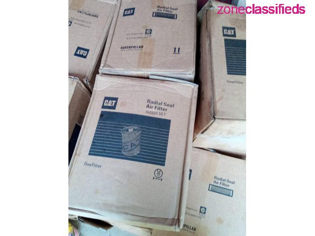 We Sell Air Cleaner Filter CAT 612505 Set (Call 07048625777) - 1/3