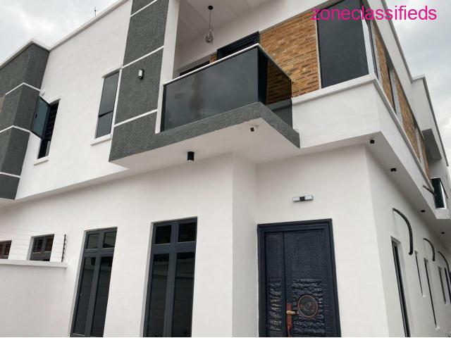 We Construct, Renovate, Decorate The Interior and Exterior of a Building (Call 08139222512) - 10/10