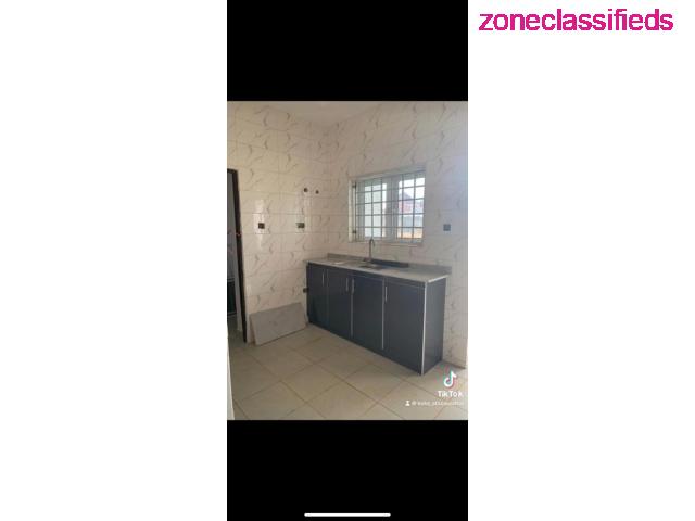 3 Bedroom Terrace For Sale in a Fully Occupied Estate in Lifecamp, Abuja (Call 08050392528) - 6/10