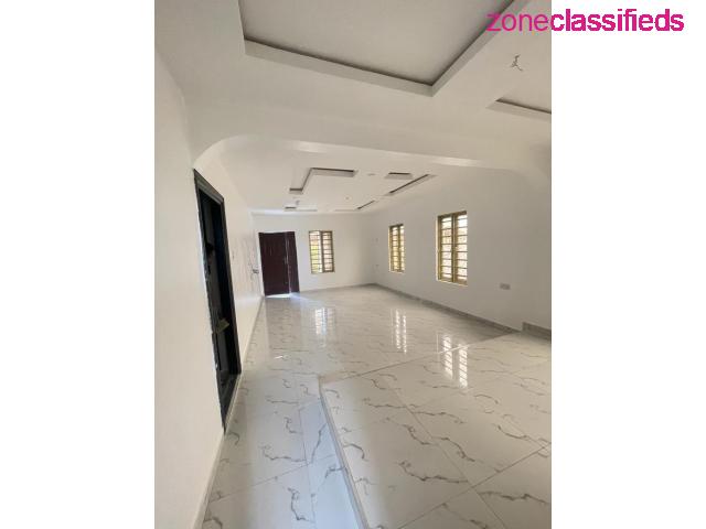 Newly Built  2 Bedroom Apartments with Modern Facilities in Banky Height Estate, Magboro - 3/10