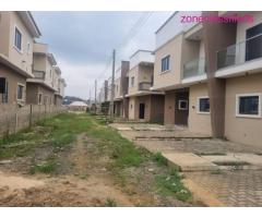 FOR SALE - 3 and 4 Bedroom Duplexes at ROSE GARDENS MAGBORO (Call 07061166000) - Image 1/10
