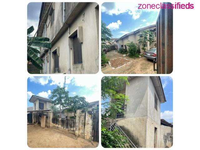 A Duplex House For Sale at Sabo-Shagamu  (Call 07061166000) - 3/4