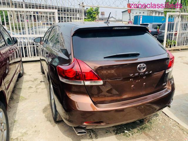 Extremely Clean Registered Toyota Venza 2013 Model with Thumb Start (Call 08032556568) - 2/8