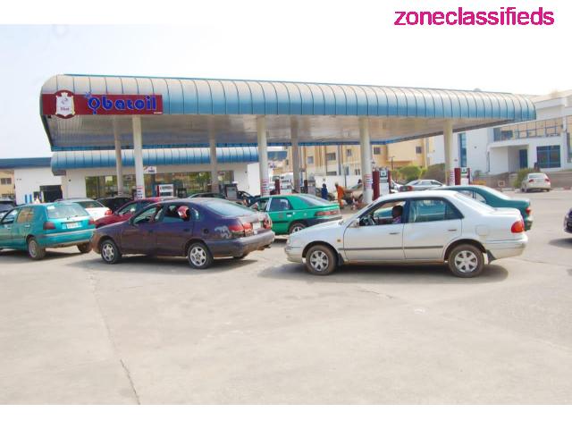 FOR SALE - Shopping Mall, Hotel/Suite and Filling Station in 1 Property at Abuja (Call 08093045484) - 4/7