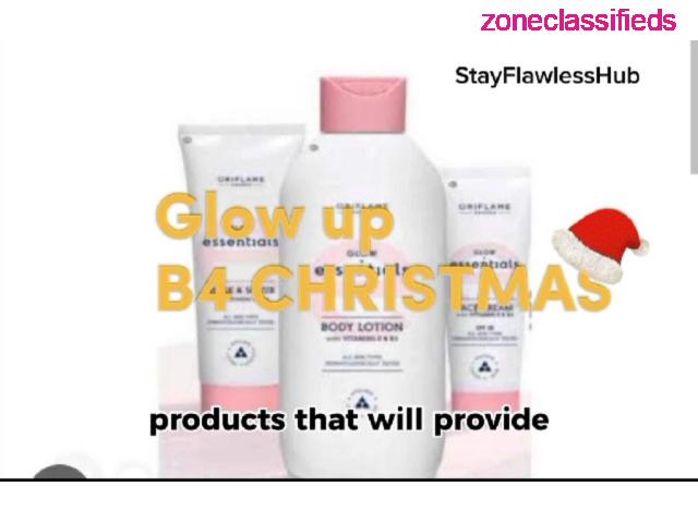 Join our #glowup before Christmas Challenge with our Complete Glow Essentials Kit - 1/2