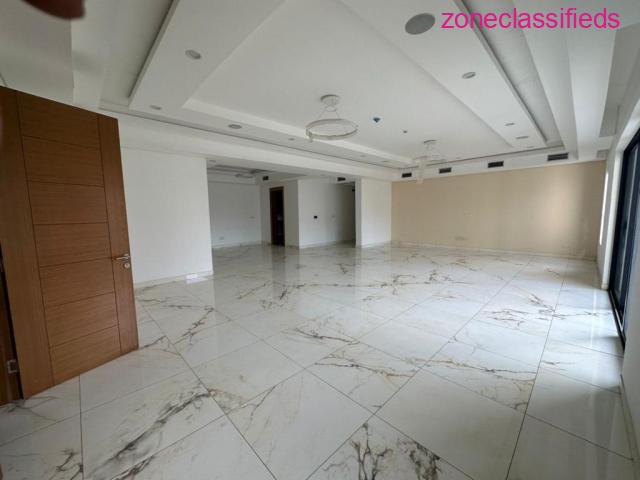 LUXURY WELL FINISHED 3 BEDROOM FLAT WITH A BQ FOR SALE AT OLD IKOYI (CALL 09121189076) - 9/9