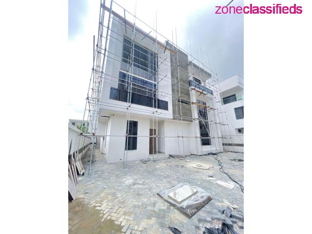 FIVE BEDROOM FULLY DETACHED AUTOMATED (SMART HOUSE) ON TWO FLOORS IN IKOYI (CALL 09121189076) - 8/10