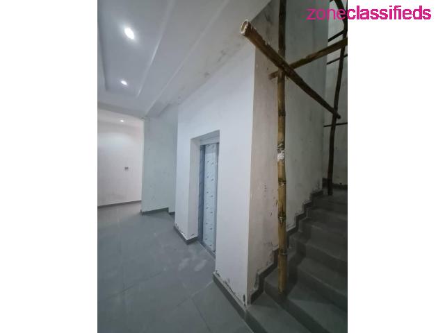For Sale - 3 Bedroom Flat in Lekki Phase 1 (Call - 09121189076) - 1/10