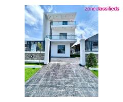 FOR SALE - BEAUTIFULLY FINISHED 5 BED DETACHED DUPLEX WITH BQ AT LEKKI PHASE 1 (CALL 09121189076) - Image 4/9