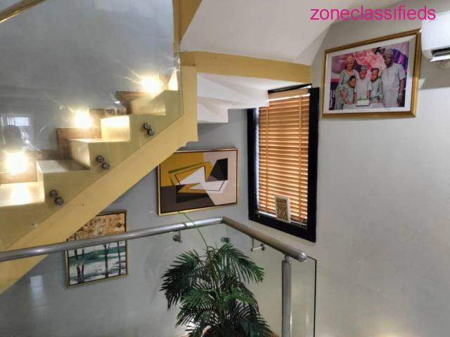SHORTLET: 4 Bedroom Smart Home Terrace at Ikota Villa Estate (Call 08032286711) Also For Sale - 2/9