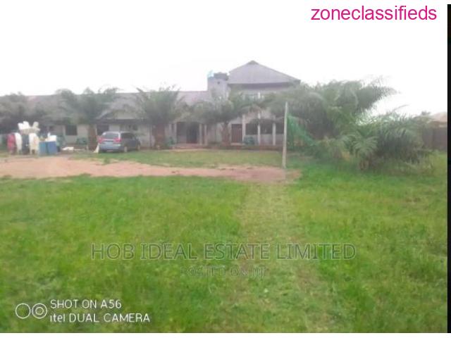 Hotel for Sale at orile kajola, ifo LGA , Ogun State (Call 08033086980) - 3/4