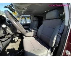 Chevrolet Silverado custom 2022, 2.7L - Image 6/7