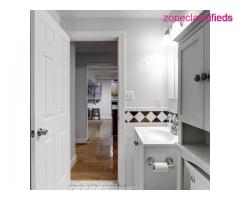 Remarkable two bedroom Condo - Image 2/10