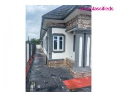For Sale at Sapele Road - 3bed 2bed and 1bed all in the same Compound (Call 08104353671) - Image 3/10