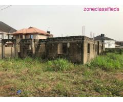 SELLING - 4 Three Bedroom Flat Apartment Uncompleted at Magboro (Call 07032753174) - Image 1/4