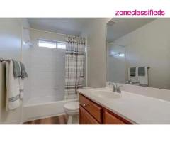 3 bed room apartment - Image 1/8