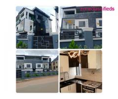Four Bed Luxury duplex with Penthouse and Security House at Owerri  (Call 08030921218)