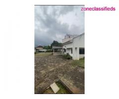 6 Bedrooms, 2 Bedrooms BQ and Palace For Sale at Owerri (Call 08030921218) - Image 3/4