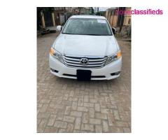 Buy 2012 Toyota Avalon – Stylish and Comfortable Sedan (Call 08064495548)